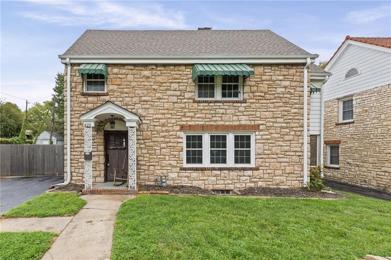 429 N Van Brunt Blvd, Kansas City, MO 64123
