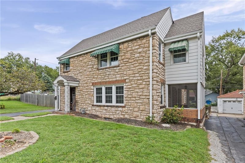 429 N Van Brunt Blvd, Kansas City, MO 64123
