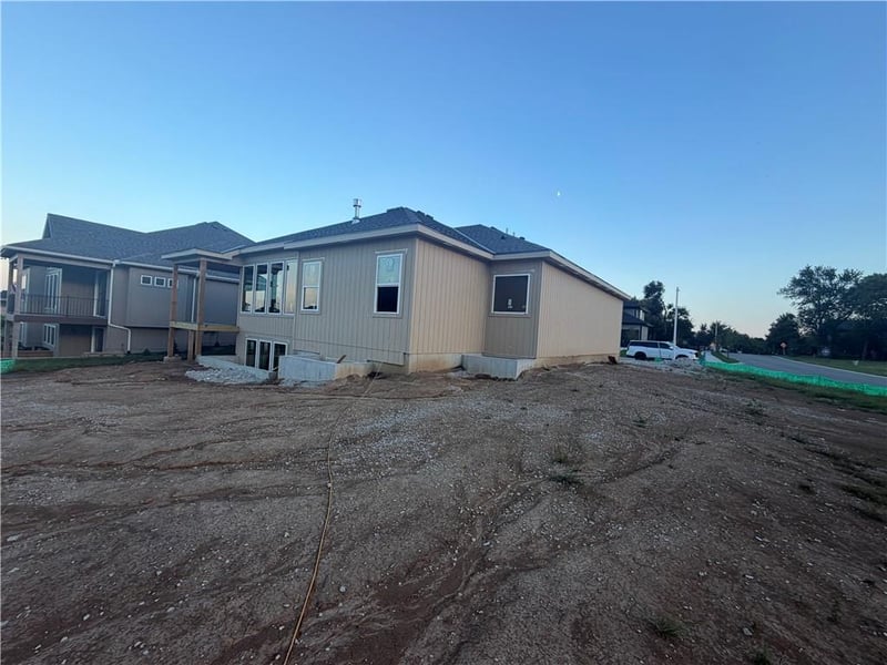 15382 162nd St, Olathe, KS 66062
