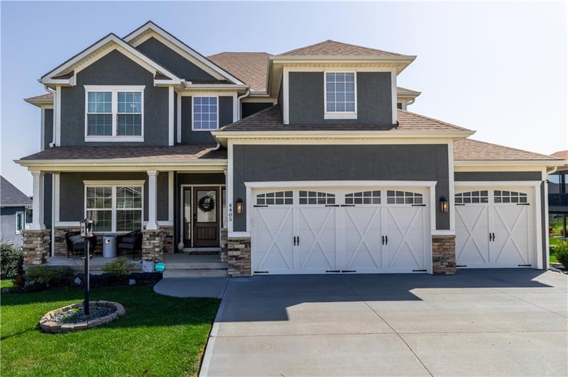 4405 Valley Ridge Dr, St Joseph, MO 64505