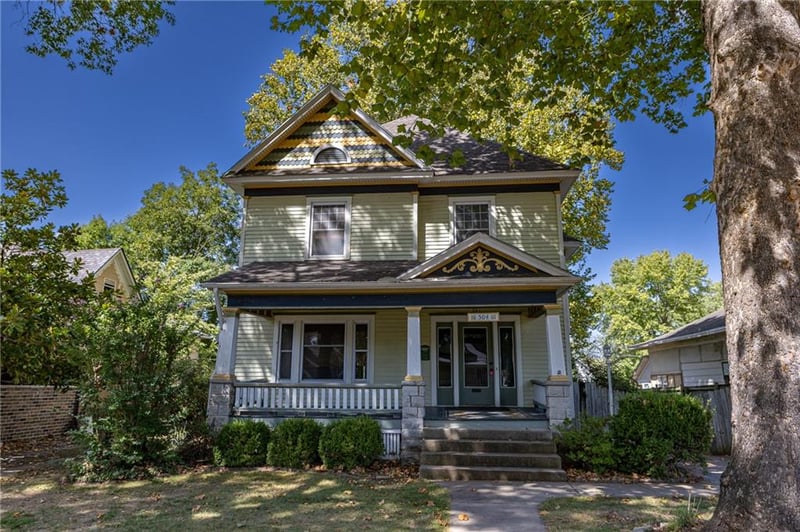504 W 1st St, Pittsburg, KS 66762
