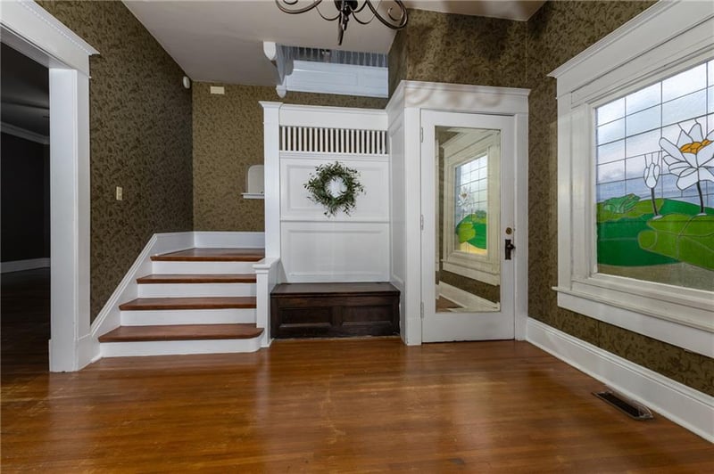 504 W 1st St, Pittsburg, KS 66762