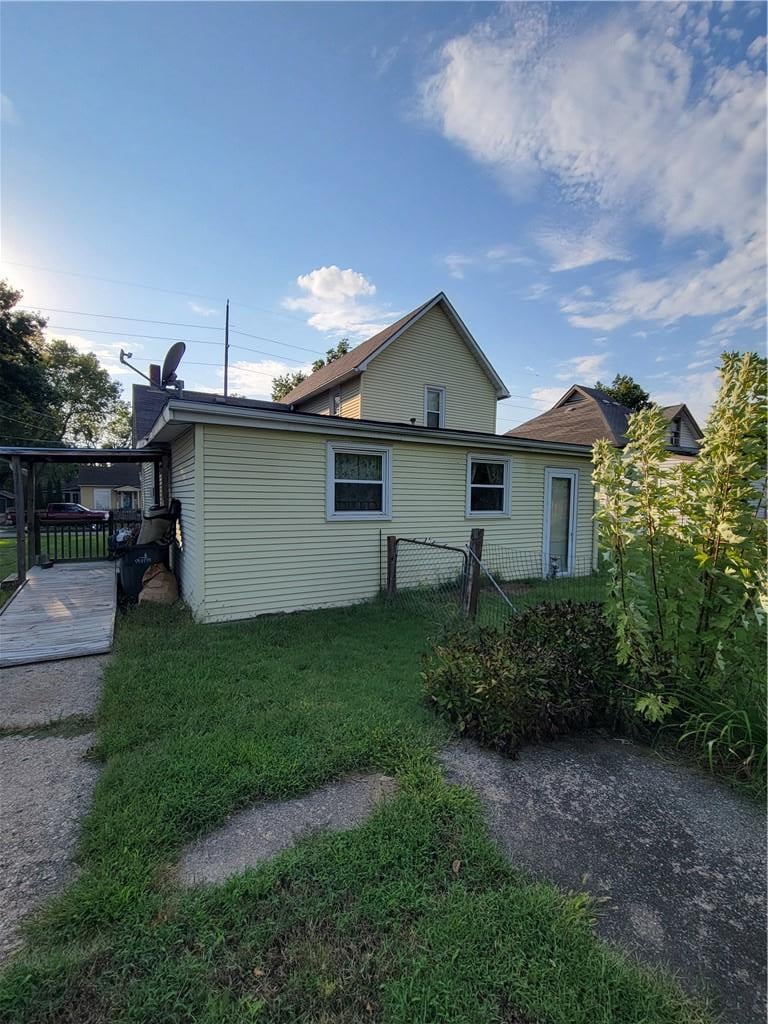 224 S Walnut St, Olathe, KS 66061