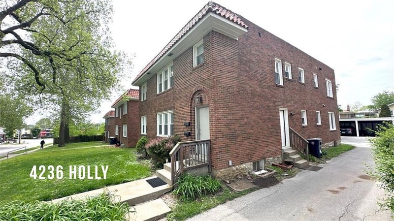 4232 Holly St, Kansas City, MO 64111