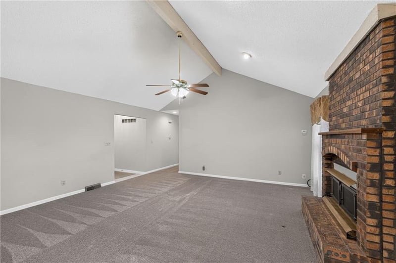 2213 NW 84th Ter, Kansas City, MO 64154