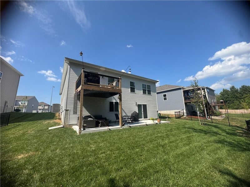 11013 East Ridge Ct, Peculiar, MO 64078