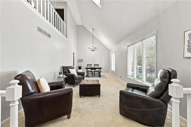 900 SW Murray Rd, Lee's Summit, MO 64081
