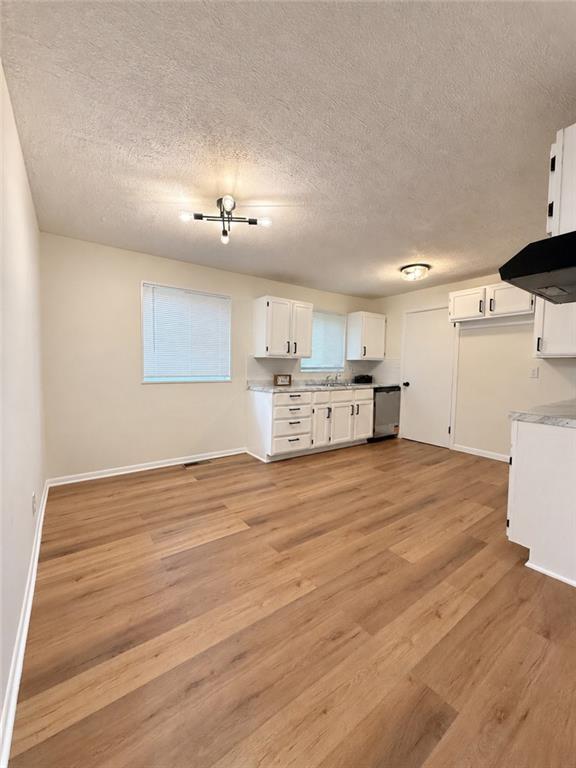 7209 E 86 St, Kansas City, MO 64138