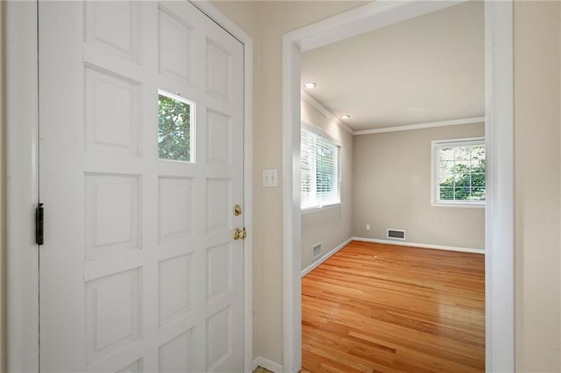 8721 Reeds Rd, Overland Park, KS 66207