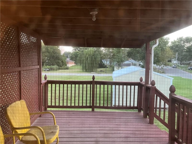625 W 26th St W, Higginsville, MO 64037