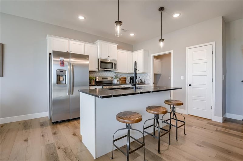 20510 Millview Rd, Spring Hill, KS 66083