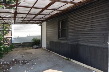 147 Kensington Ave, Kansas City, MO 64123