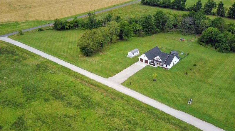 1003 Se 750th Rd, Windsor, MO 65360