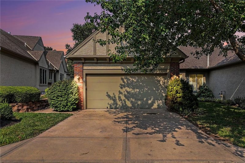 14408 Marty St, Overland Park, KS 66223