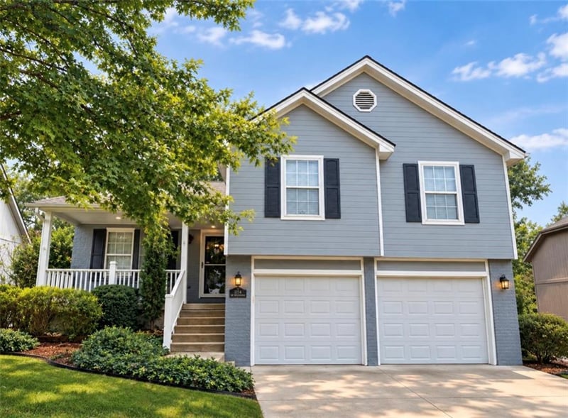 1154 SW Santa Fe Dr, Lee's Summit, MO 64081