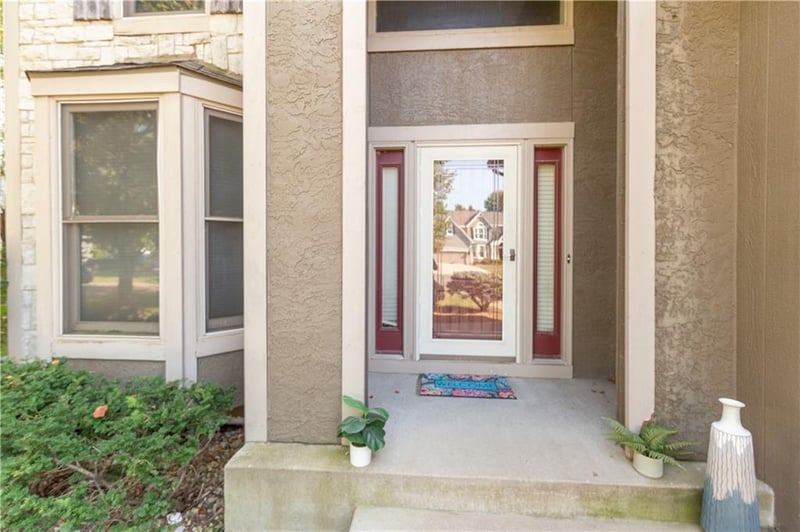 7911 W 131st Ter, Overland Park, KS 66213