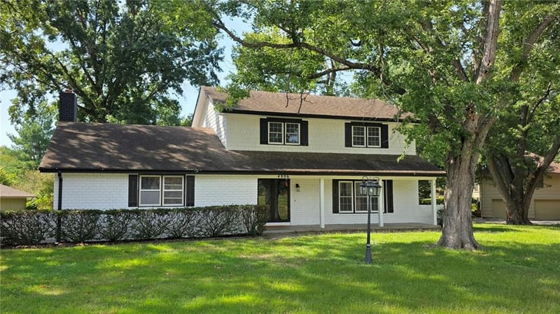 4806 Stonecrest Ter, St Joseph, MO 64506