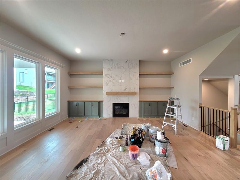 18232 Oakmont St, Overland Park, KS 66013