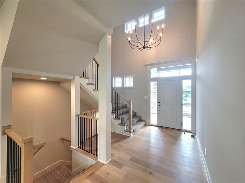 18232 Oakmont St, Overland Park, KS 66013