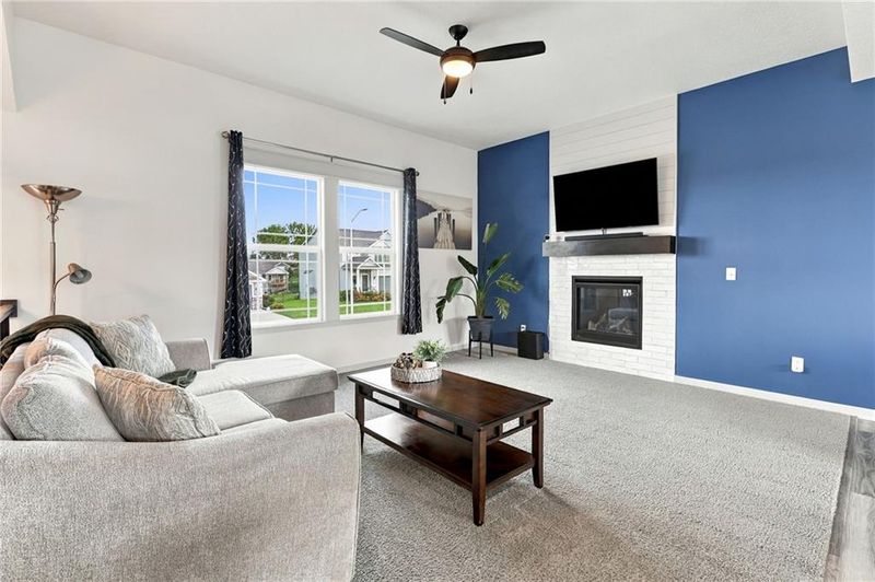 11718 N Manning Ave, Kansas City, MO 64157