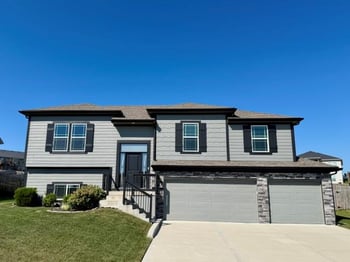 11718 N Manning Ave, Kansas City, MO 64157