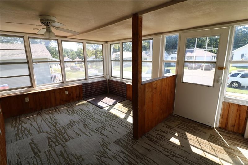 423 E Market St, Warrensburg, MO 64093