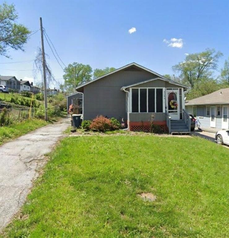 4542 Lister Ave, Kansas City, MO 64130