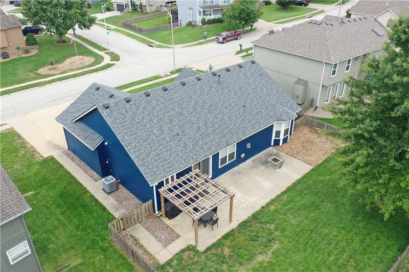 8930 NE 111th St, Kansas City, MO 64157