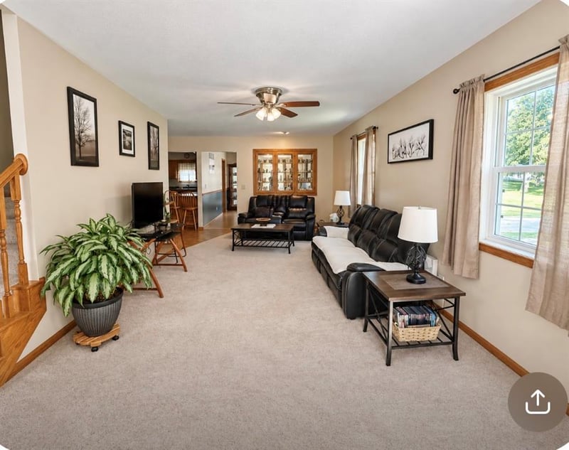 426 Lawn Ave, Maryville, MO 64468