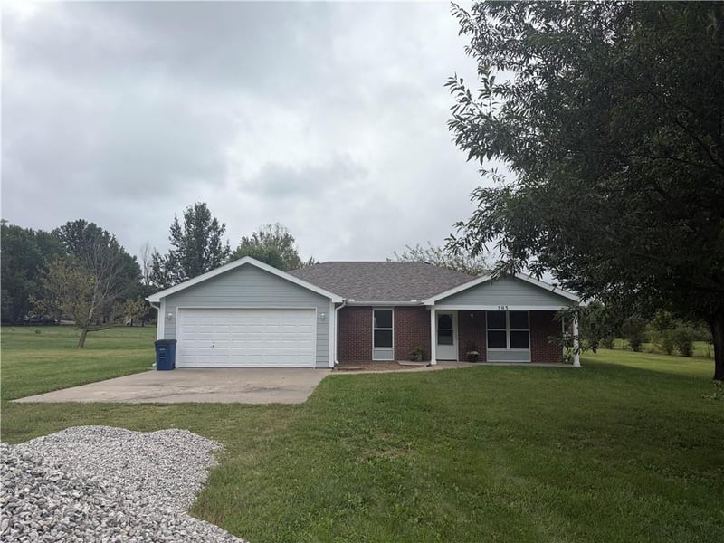503 Howard Rd, Trimble, MO 64492