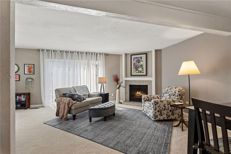 8601 W 108th Pl, Overland Park, KS 66210