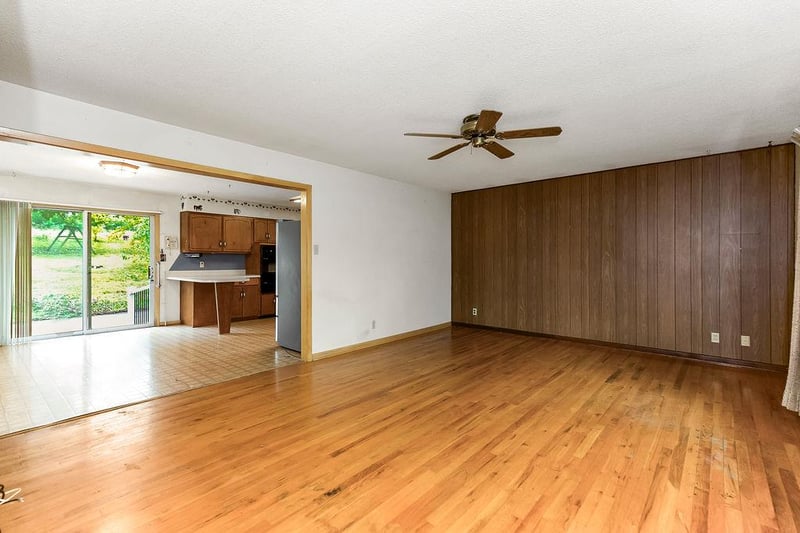 16623 Fort Riley Rd, Leavenworth, KS 66048