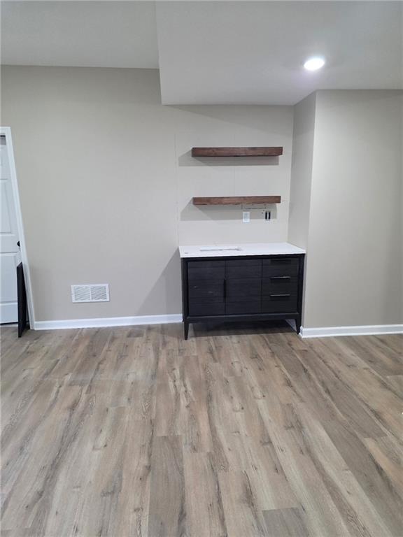 4005 NE 61st Ter, Gladstone, MO 64119