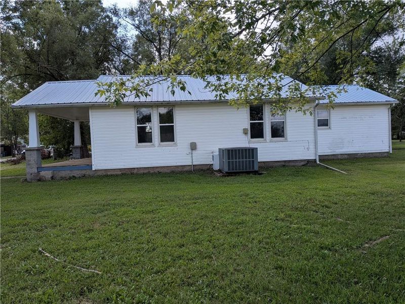 1303 Walnut St, Pleasanton, KS 66075