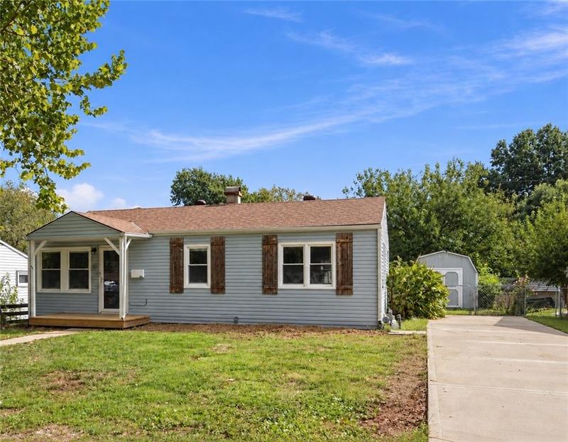 1615 N Dodgion Ave, Independence, MO 64050