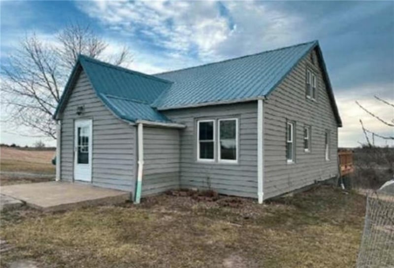 224 NW 3rd Ave, Trenton, MO 64683