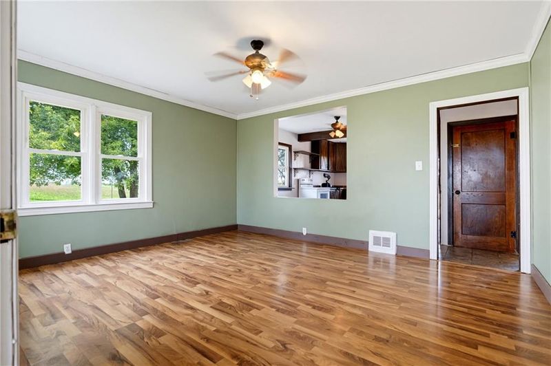 224 NW 3rd Ave, Trenton, MO 64683