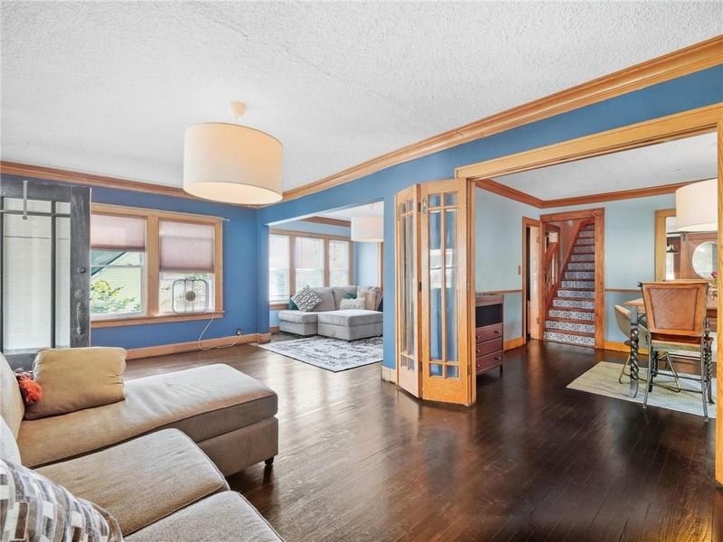 320 N River Blvd, Independence, MO 64050