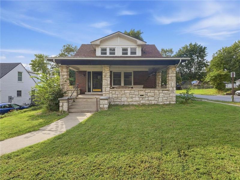 320 N River Blvd, Independence, MO 64050