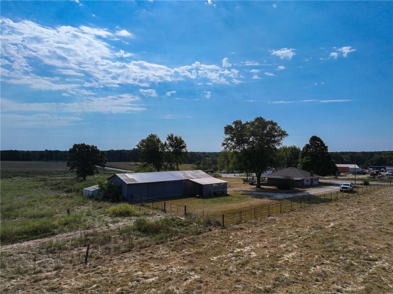 11795 SE Tt Hw, Osceola, MO 64776