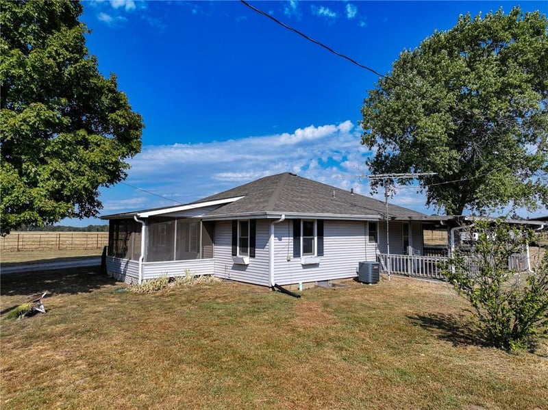 11795 SE Tt Hw, Osceola, MO 64776