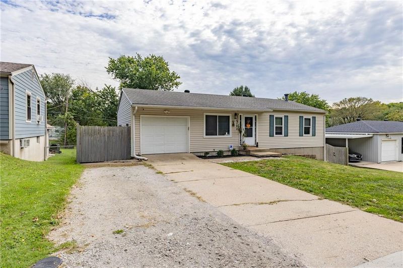 8323 Orient Dr, Kansas City, KS 66112