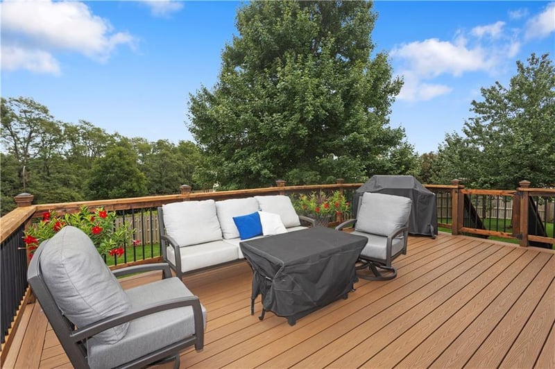 8423 N Paris Ct, Kansas City, MO 64153