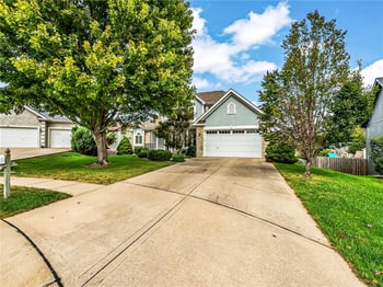 504 NE 94th Ct, Kansas City, MO 64155
