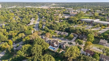 11600 W 109th St, Overland Park, KS 66210