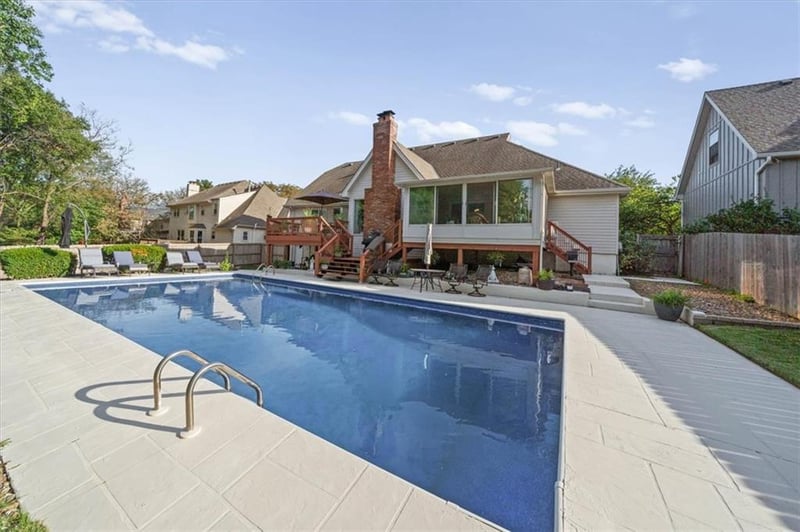 11600 W 109th St, Overland Park, KS 66210