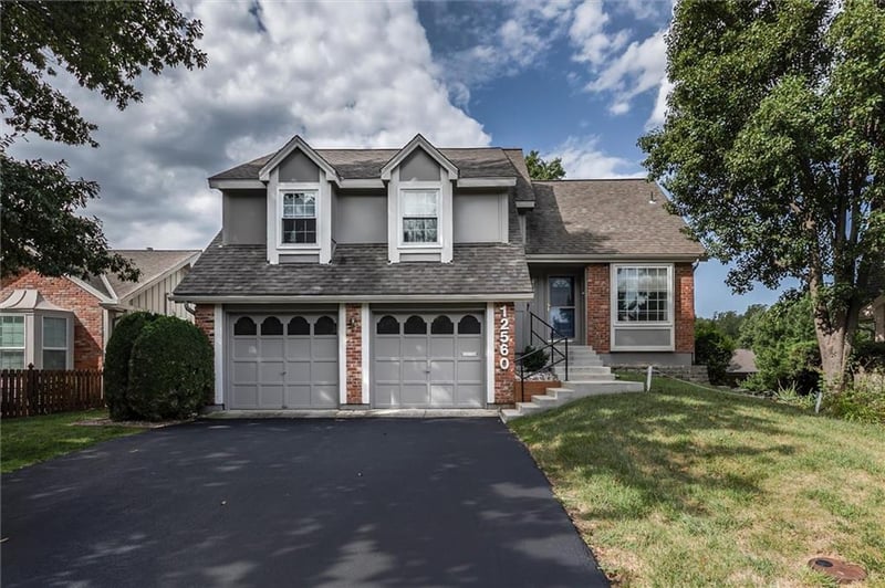 12560 W 82nd Ter, Lenexa, KS 66215
