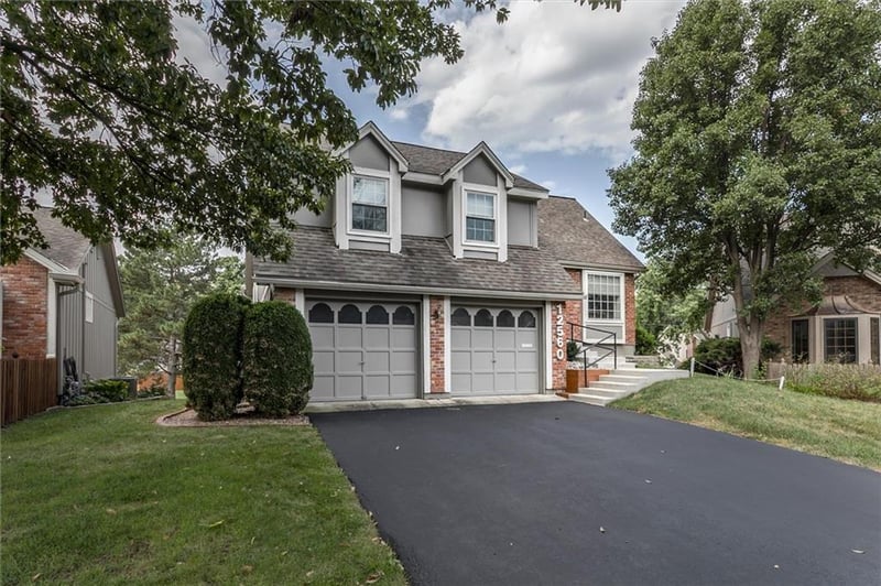 12560 W 82nd Ter, Lenexa, KS 66215