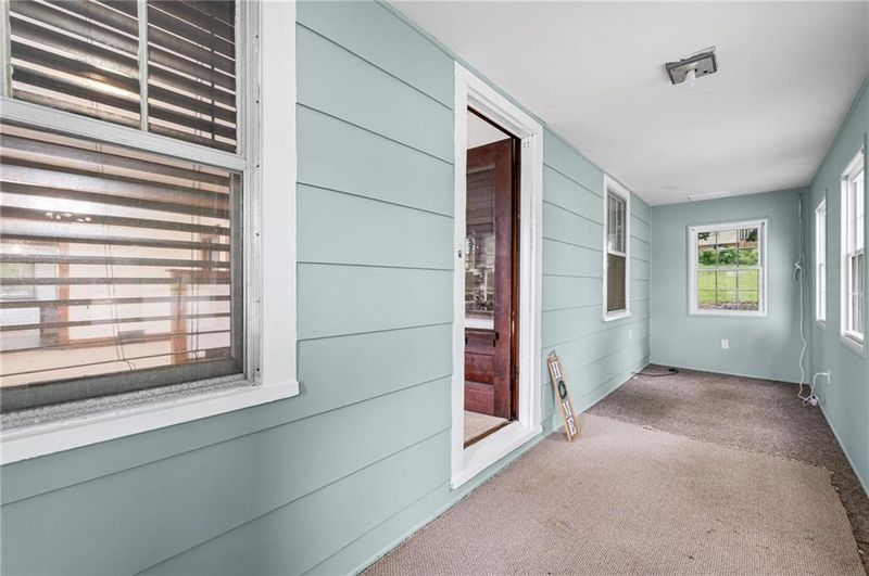 3901 S 22nd St, St Joseph, MO 64503