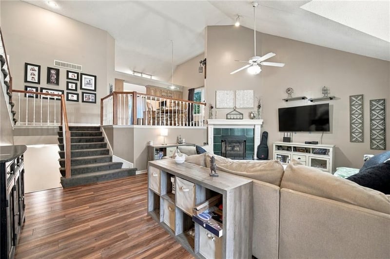 15560 S Downing St, Olathe, KS 66062